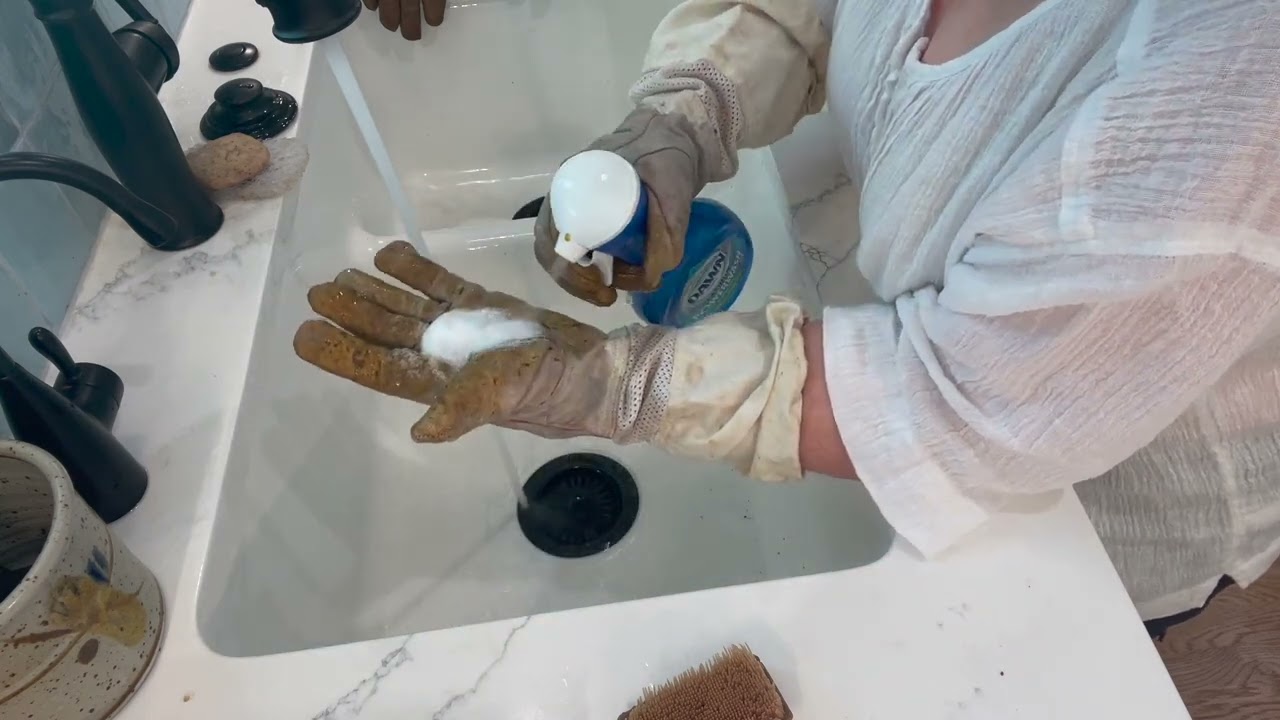 how to clean beekeeping gloves